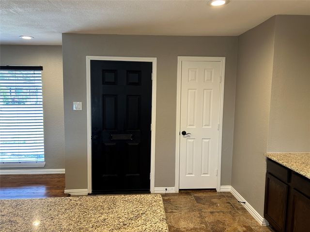 1414 harmon, Arlington, TX 76010