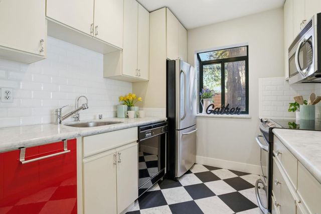 4250 El Camino Real C226, Palo Alto, CA 94306