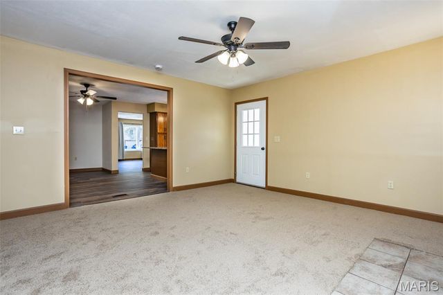 502 Lindenwood Drive, Troy, IL 62294