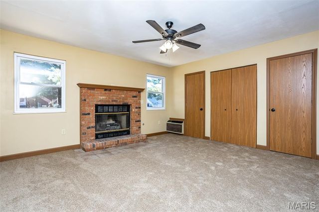 502 Lindenwood Drive, Troy, IL 62294