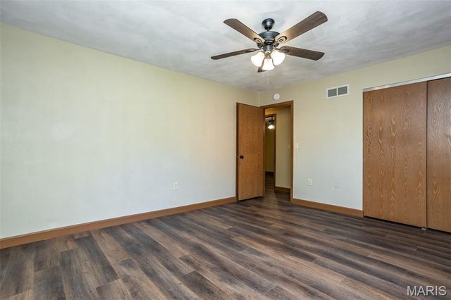 502 Lindenwood Drive, Troy, IL 62294