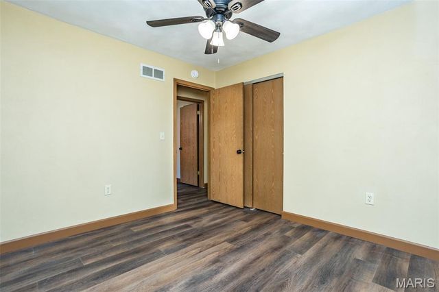 502 Lindenwood Drive, Troy, IL 62294