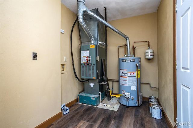 502 Lindenwood Drive, Troy, IL 62294