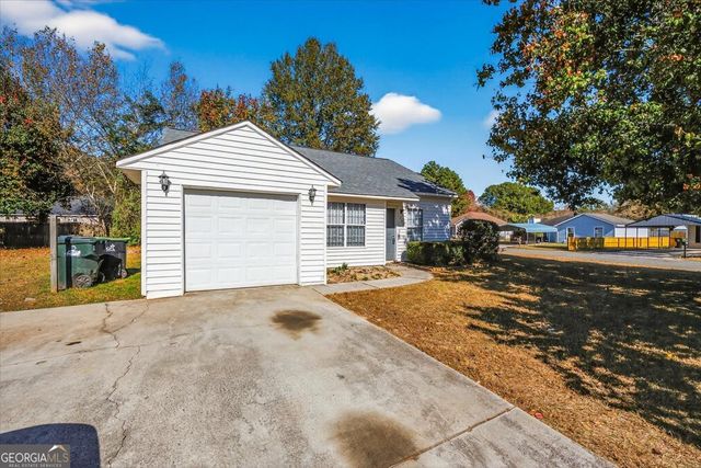 100 Mauldon Court, Warner Robins, GA 31093