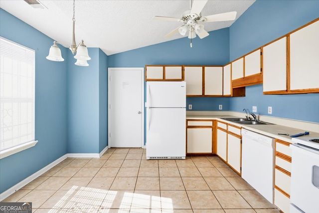 100 Mauldon Court, Warner Robins, GA 31093