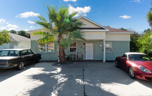 319 N 3rd Street, Flagler Beach, FL 32136