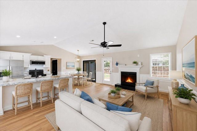 405 Amberjack Way, Summerville, SC 29485