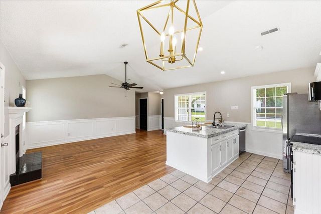 405 Amberjack Way, Summerville, SC 29485