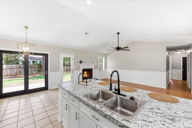 405 Amberjack Way, Summerville, SC 29485