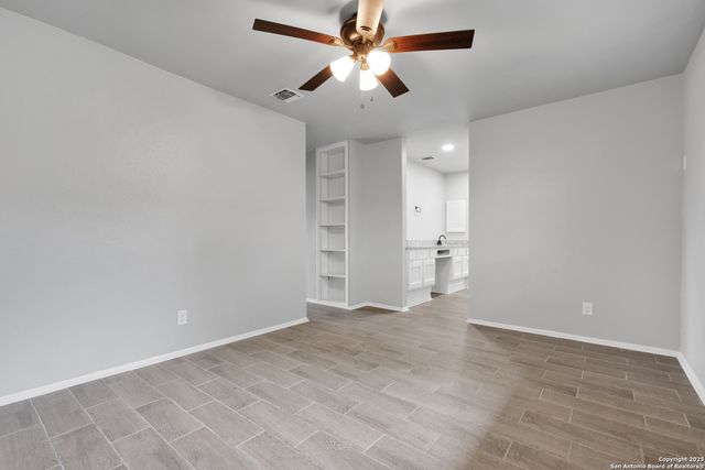 1138 Klondike, San Antonio, TX 78245