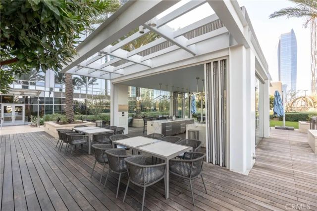 877 Francisco Street 819, Los Angeles, CA 90017