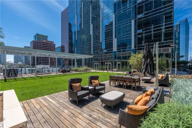 877 Francisco Street 819, Los Angeles, CA 90017