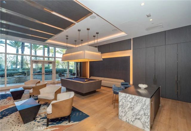 877 Francisco Street 819, Los Angeles, CA 90017