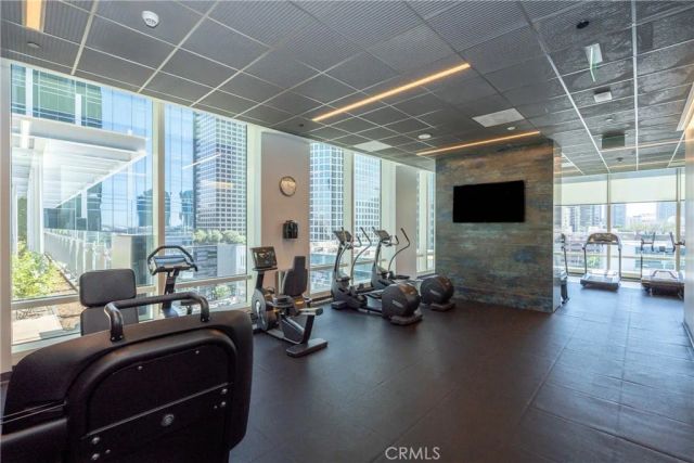 877 Francisco Street 819, Los Angeles, CA 90017