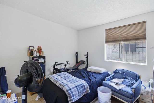 3102 S Sunset Villa, Tucson, AZ 85713