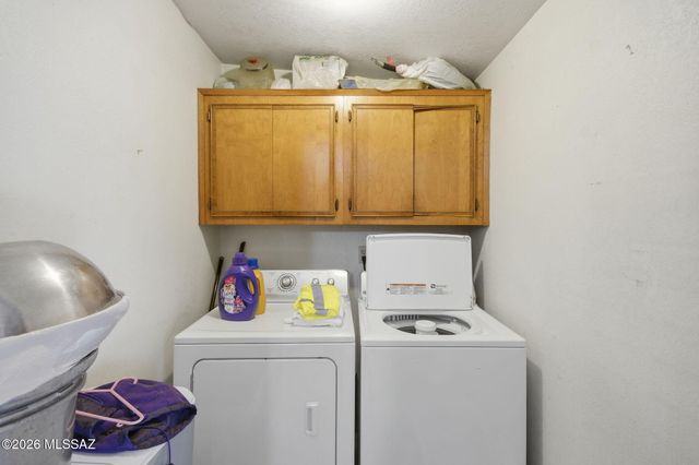 3102 S Sunset Villa, Tucson, AZ 85713