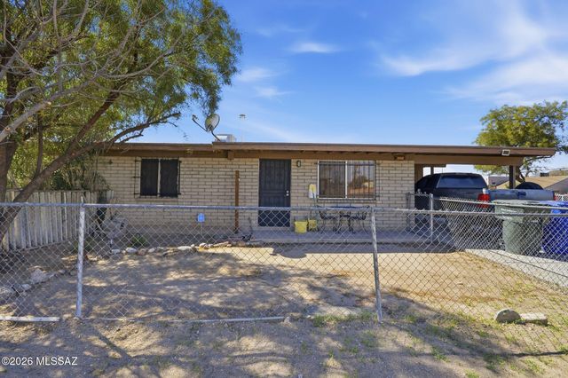 3102 S Sunset Villa, Tucson, AZ 85713