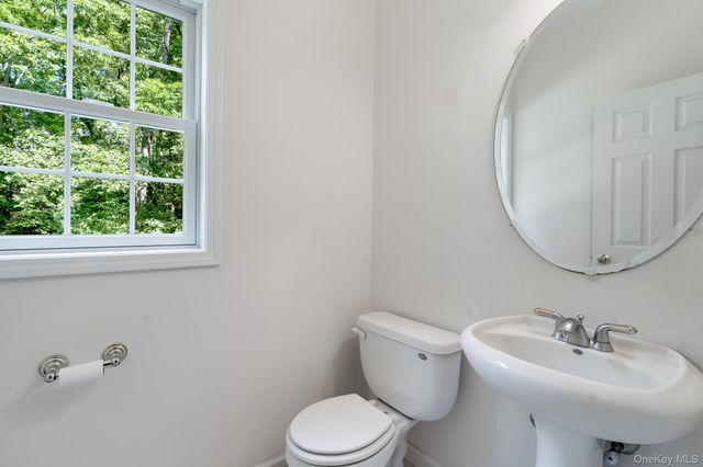 127 Shagbark Lane, Hopewell Junction, NY 12533