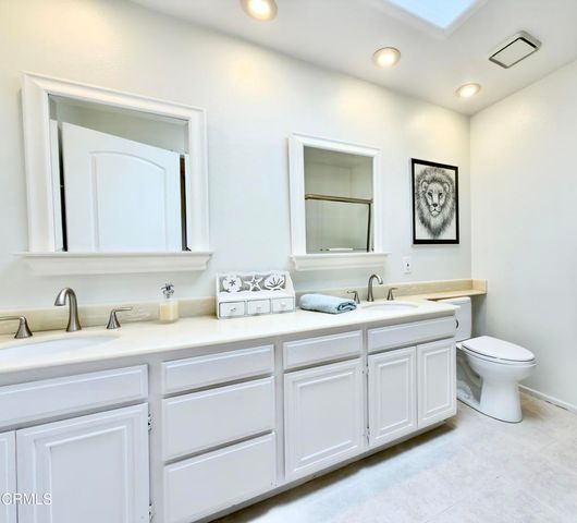 44006 Village 44, Camarillo, CA 93012
