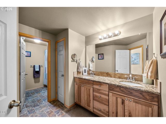 5655 Sw DEER Rd, Terrebonne, OR 97760