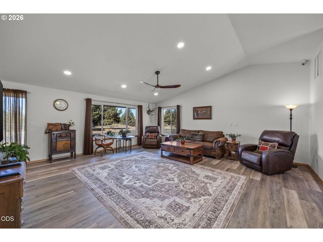 5655 Sw DEER Rd, Terrebonne, OR 97760