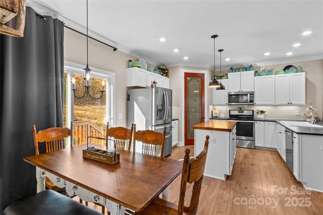 225 Zeb Road, Union Grove, NC 28689