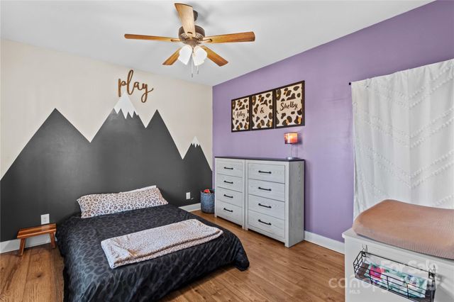 225 Zeb Road, Union Grove, NC 28689