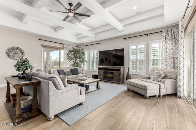 4075 E GRAND CANYON Drive, Chandler, AZ 85249