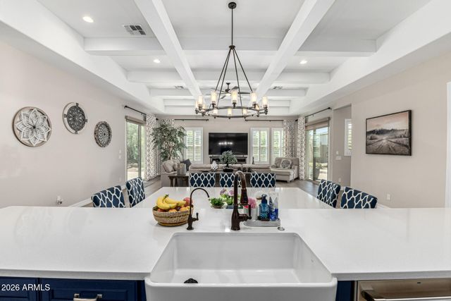 4075 E GRAND CANYON Drive, Chandler, AZ 85249