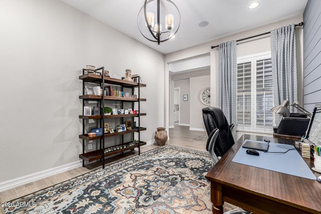 4075 E GRAND CANYON Drive, Chandler, AZ 85249