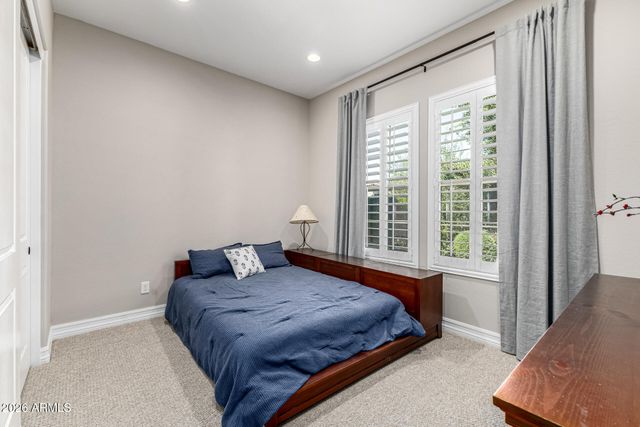 4075 E GRAND CANYON Drive, Chandler, AZ 85249