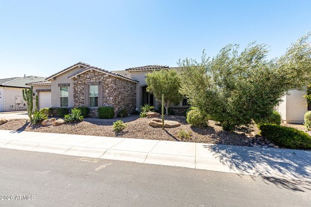 4075 E GRAND CANYON Drive, Chandler, AZ 85249