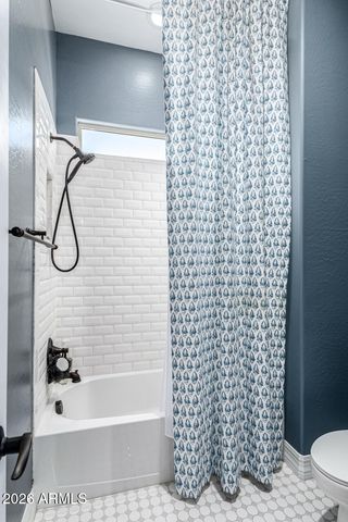 4075 E GRAND CANYON Drive, Chandler, AZ 85249