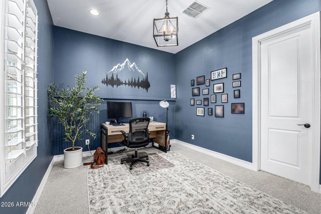 4075 E GRAND CANYON Drive, Chandler, AZ 85249