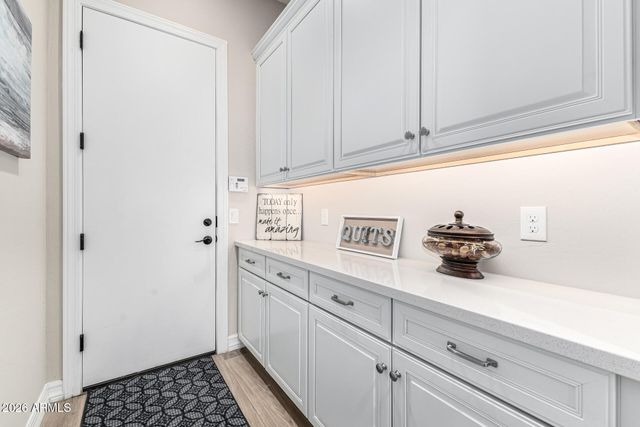 4075 E GRAND CANYON Drive, Chandler, AZ 85249