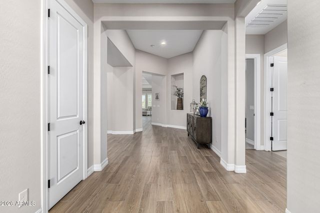 4075 E GRAND CANYON Drive, Chandler, AZ 85249