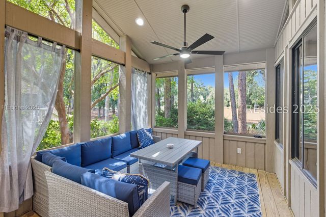 11 Muirfield Rd, Hilton Head Island, SC 29928