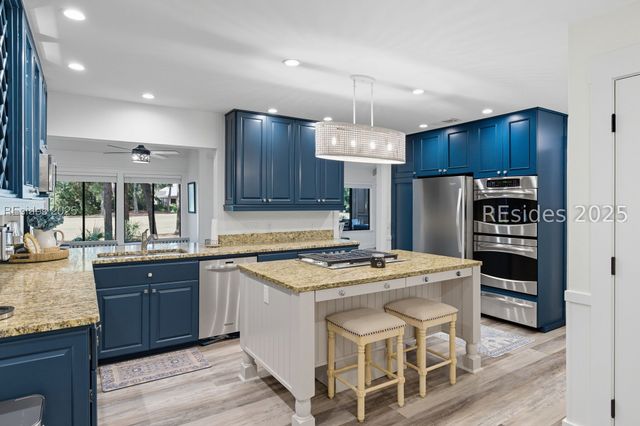 11 Muirfield Rd, Hilton Head Island, SC 29928