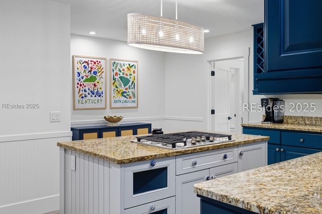 11 Muirfield Rd, Hilton Head Island, SC 29928