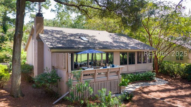 11 Muirfield Rd, Hilton Head Island, SC 29928