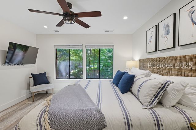 11 Muirfield Rd, Hilton Head Island, SC 29928