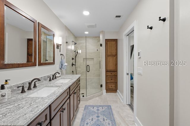 11 Muirfield Rd, Hilton Head Island, SC 29928