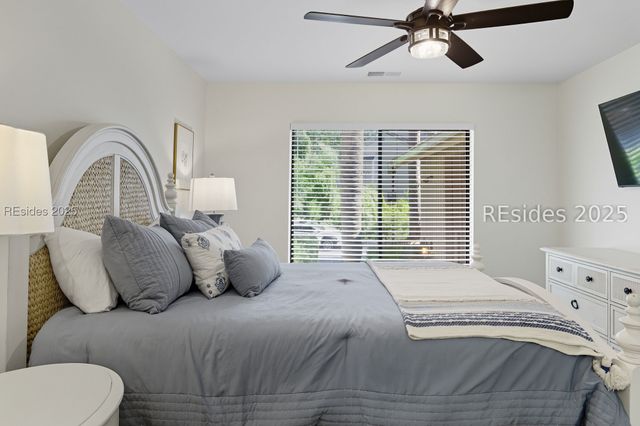 11 Muirfield Rd, Hilton Head Island, SC 29928