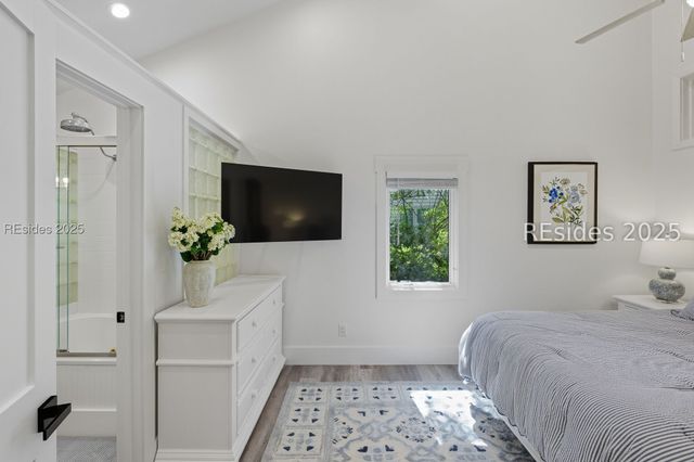 11 Muirfield Rd, Hilton Head Island, SC 29928