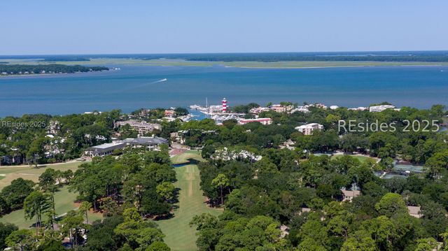 11 Muirfield Rd, Hilton Head Island, SC 29928