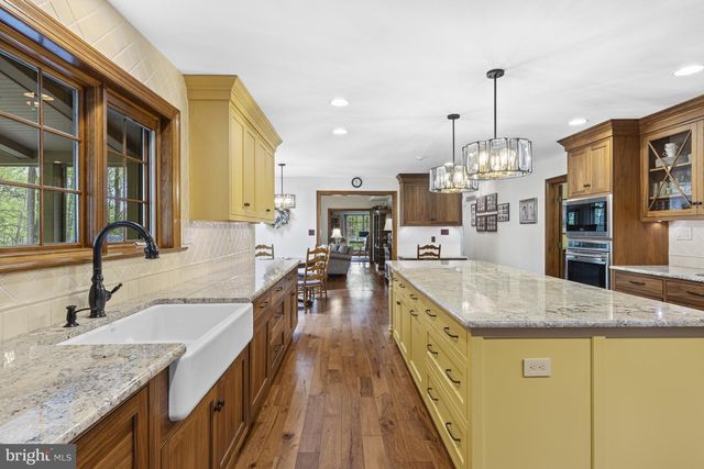1653 WATERGLEN DR, West Chester, PA 19382