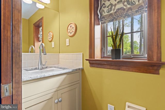 1653 WATERGLEN DR, West Chester, PA 19382
