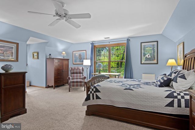 1653 WATERGLEN DR, West Chester, PA 19382