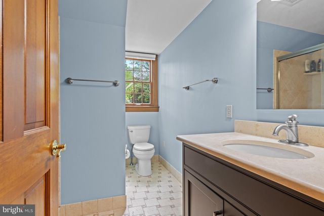 1653 WATERGLEN DR, West Chester, PA 19382