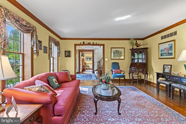 1653 WATERGLEN DR, West Chester, PA 19382